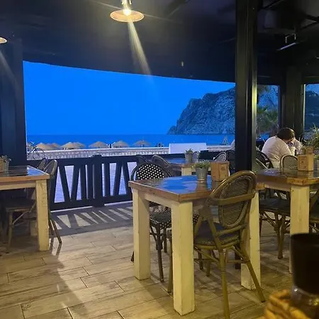 Topacio 50m De La Playa De La Fossa * 卡尔佩