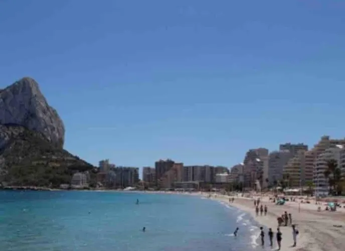 Topacio 50m De La Playa De La Fossa